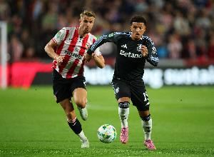 镜报：曼联打算放弃桑乔，若激活续约条款可能使转会变复杂