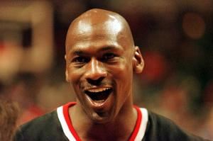 一个也不放过！乔丹：我绝对想让活塞最远端看台的球迷闭嘴